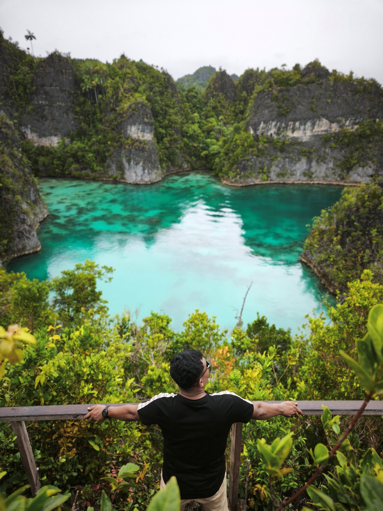 Discover Raja Ampat Through Meaningful Travel